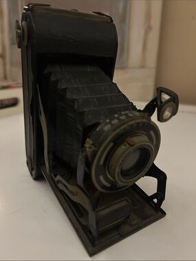 Classic Folding Bellows Camera — Black
